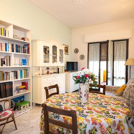 Appartamento Di Elizabeth Viareggio Eksteriør billede